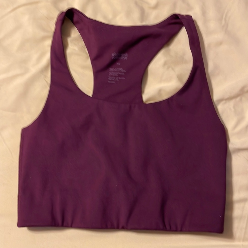 Girlfriend Collective crop top